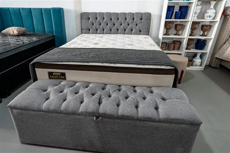 Cama box e móveis na Construserra